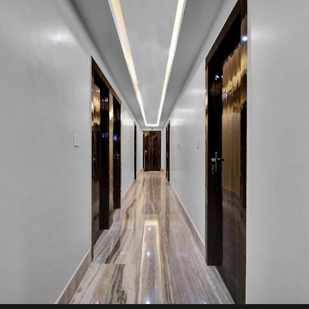 Om Guest House And Banquet Kolkata Exterior photo
